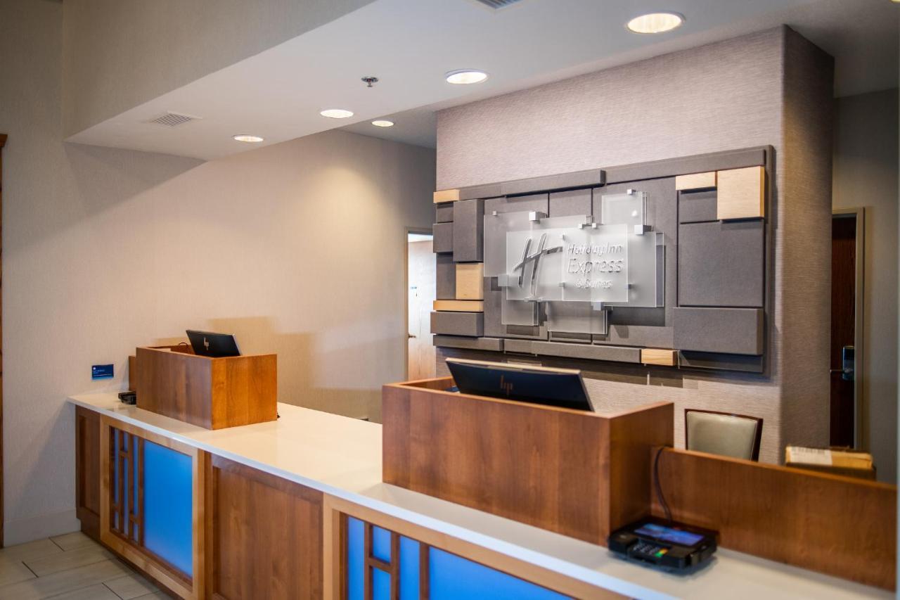 Holiday Inn Express & Suites Custer-Mt Rushmore Екстер'єр фото