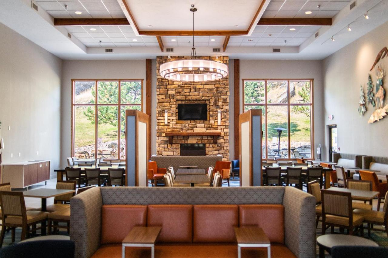 Holiday Inn Express & Suites Custer-Mt Rushmore Екстер'єр фото